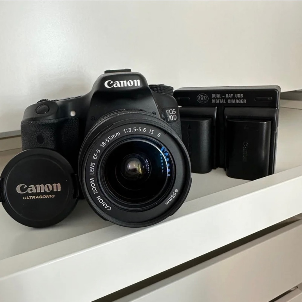 Canon 70D with lens SOLD